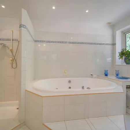 Frgk Claude Juan-les-pins Luxury With Pool & Ultra-fast Wi-fi 别墅